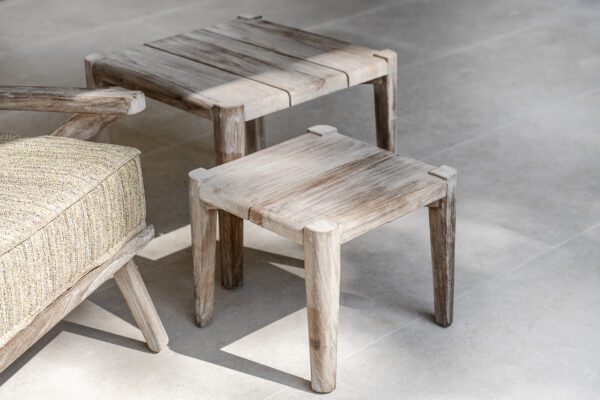 <b>Floor coffee table</b> <br>Gommaire</br>